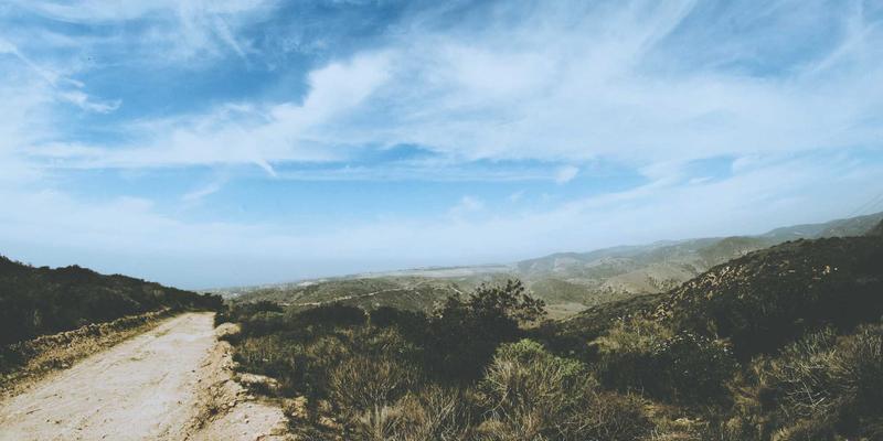 智能制造信息中枢：生产、供应链与市场数据的实时融合与优化方案