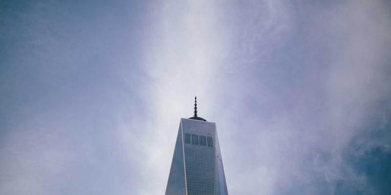 综合信息65:商业资讯、服务平台与数据分析的融合新范式