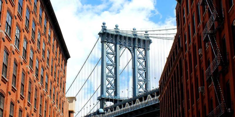 综合信息服务平台：数据分析赋能决策的新引擎