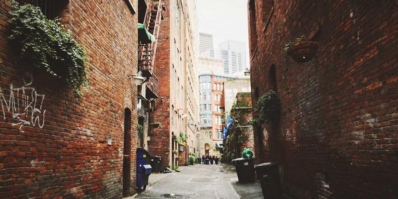 综合信息服务平台:驱动数字化转型的行业解决方案新范式